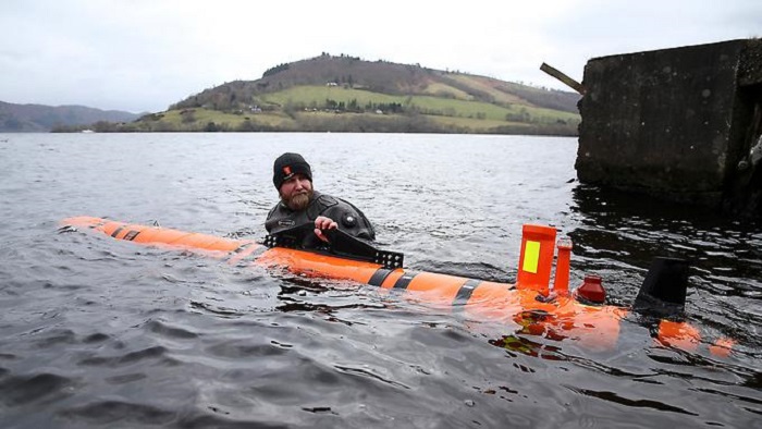 Roboter entdeckt Nessie-Replik in Loch Ness